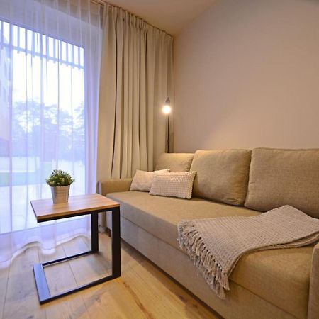 Apartamenty Bryza - Baltycki B-06 Z Tarasem, 100M Od Morza Swinoujscie Luaran gambar